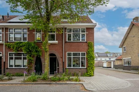 Hoekwoning te koop: Philips Vingboonsstraat 51, Bouwmeestersbuurt Noord Tilburg