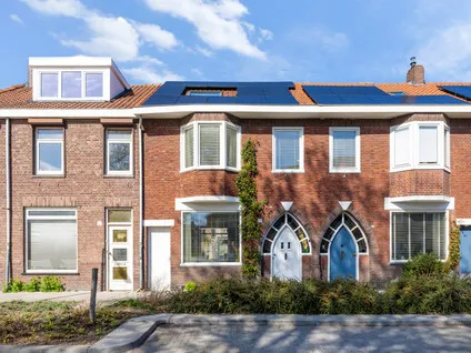 Tussenwoning te koop: Philips Vingboonsstraat 63, Bouwmeestersbuurt Noord Tilburg