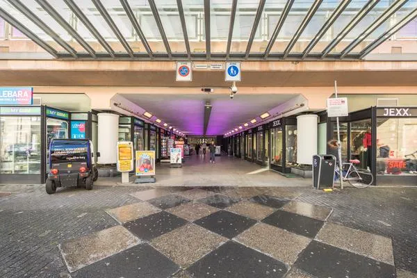 Tussenwoning te huur: Piazza 73, Binnenstad Eindhoven