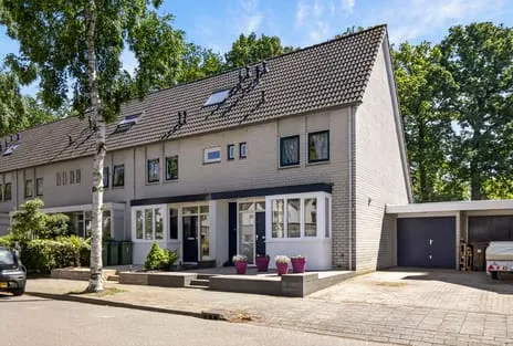 Tussenwoning te koop: Pienemanstraat 120, Ede