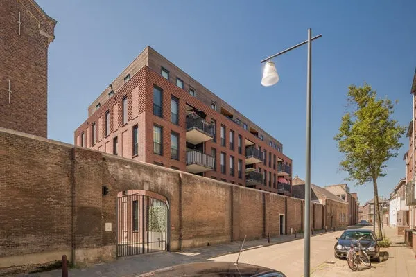 Home for rent: Pierre Huyskensplein, Binnenstad Roermond