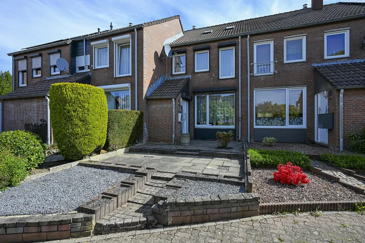 Tussenwoning te koop: Pierre Zeijenstraat 14, Vink Kerkrade