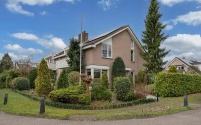 Twee-onder-één-kap te koop: Piersonlaan 16, Zuidereng Huizen