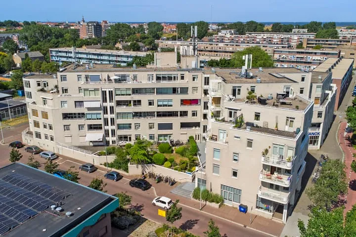 Apartment for sale: Piersonstraat 36, Hoornes-West Katwijk (Zh)