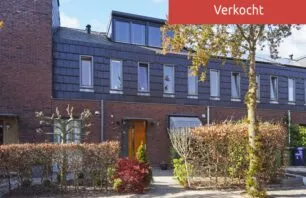 Tussenwoning te koop: Piet Baarslaan 4, 'S-Gravenhage