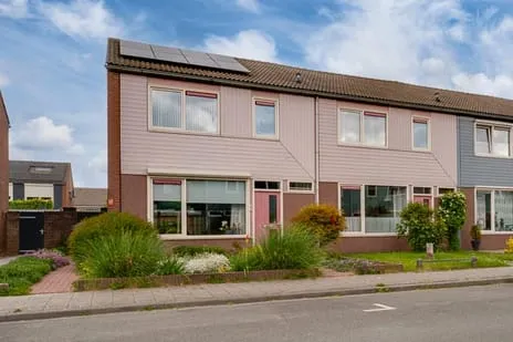 Hoekwoning te koop: Piet Heinstraat 12, Zonnemaat Zevenaar