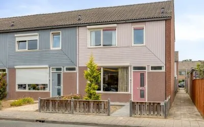 Hoekwoning te koop: Piet Heinstraat 2, Zonnemaat Zevenaar