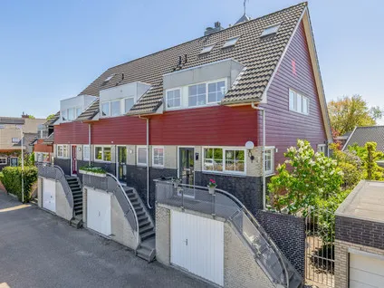 Hoekwoning te koop: Piet Heinstraat 35, Centrum West Barendrecht