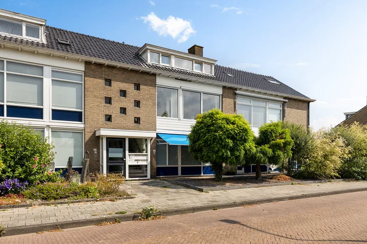 Appartement te koop: Piet Heinstraat 45A, Over de Gracht Delfzijl