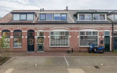 Tussenwoning te koop: Piet Heinstraat 6, Weerestein Hillegom