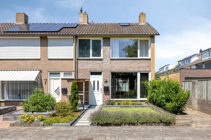 Hoekwoning te koop: Piet Heinstraat 7, De Scheifelaar Veghel