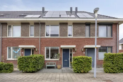 Tussenwoning te koop: Piet Lanserhof 33, Rijsenhout Zuid Rijsenhout
