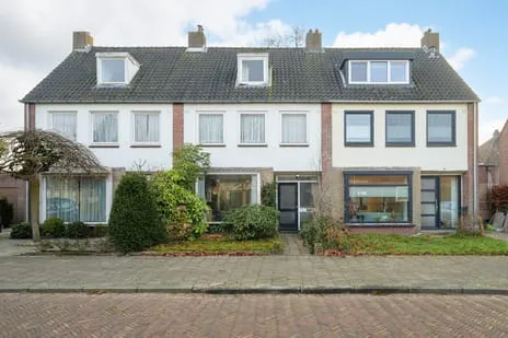 Tussenwoning te koop: Piet Avontuurstraat 86, Sportpark Breda