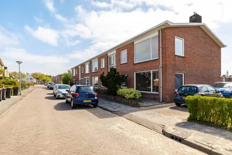 Appartement te koop: Piet Heinlaan 58, Zeeheldenbuurt Winschoten