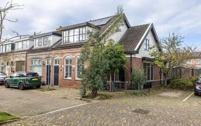 Hoekwoning te koop: Piet Heinstraat 23, Weerestein Hillegom