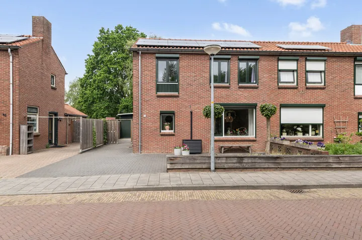 Twee-onder-één-kap te koop: Piet Heinstraat 34, Aalten-kern Centrum Aalten