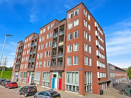 Appartement te koop: Piet Paaltjensplein 27, Spangen Rotterdam