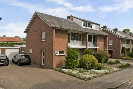 Tussenwoning te koop: Pieter Bruegelstraat 39, Vliedberg Vlijmen