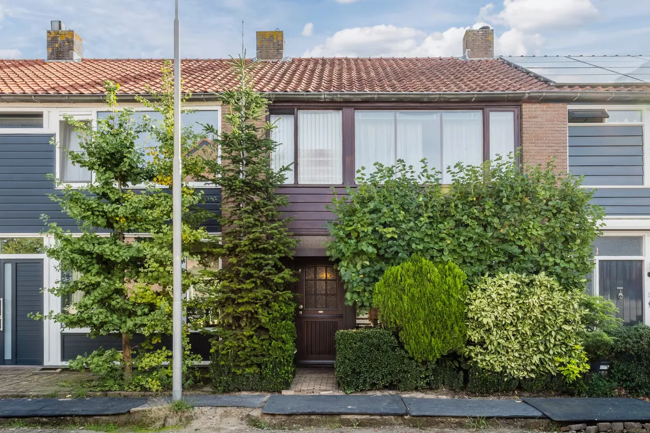 Tussenwoning te koop: Pieter Brueghelstraat 14, Hazerswoude-Dorp