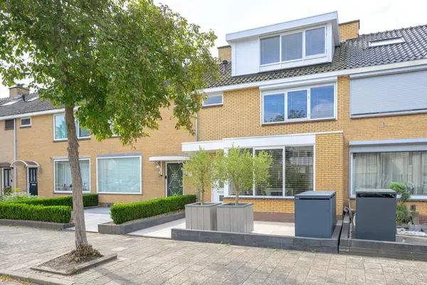 Tussenwoning te koop: Pieter de Hooghstraat 103, Schildersbuurt Zuid Heerhugowaard