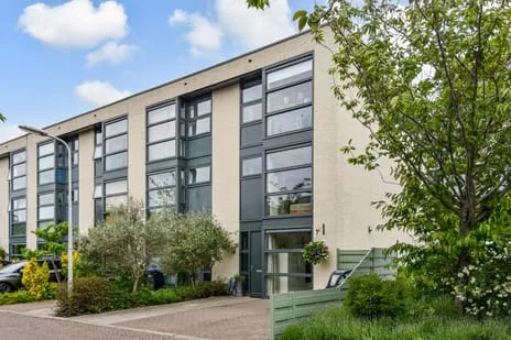 Hoekwoning te koop: Pieter de Voisstraat 1, Waldeck-Zuid 'S-Gravenhage