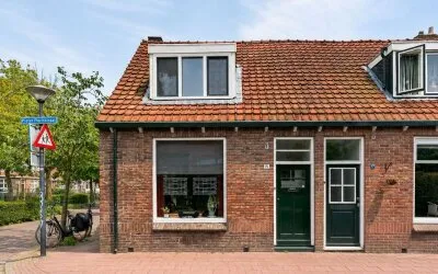 Hoekwoning te koop: Pieter Florisstraat 15, Venelaankwartier - Buurt 11 02 Hoorn