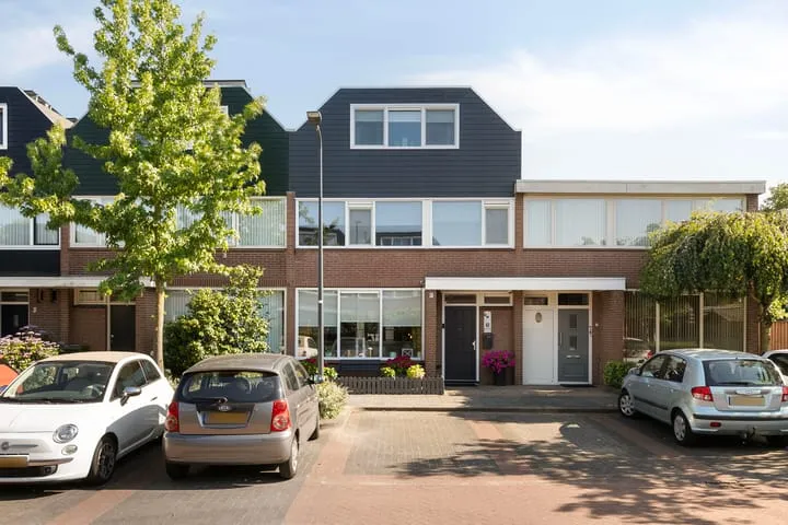 Tussenwoning te koop: Pieter Kleijnstraat 19, Hintham zuid Rosmalen