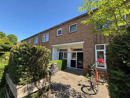 Tussenwoning te huur: Pieter Langendijkstraat 11, Helicon Leeuwarden