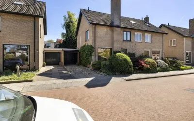 Tussenwoning te koop: Pieter Lastmanstraat 24, Schildersbuurt Meppel