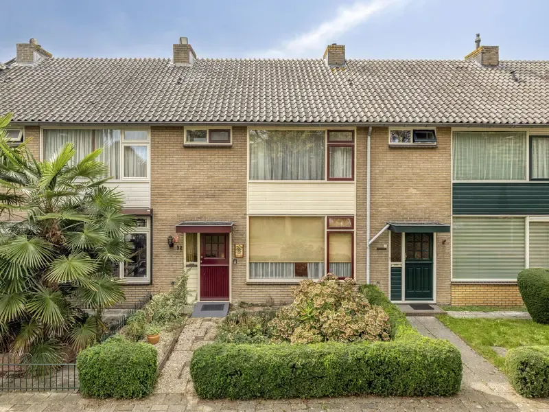 Tussenwoning te koop: Pieter Mondriaanlaan 32, Woerden