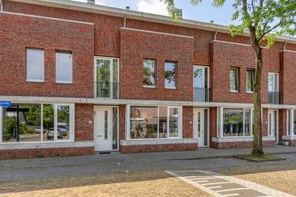 Tussenwoning te koop: Pieter Stockmanslaan 21, Lievendaal Eindhoven