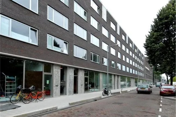 Appartement te huur: Pieter Van Der Werfstraat 131, Ruys de Beerenbrouckbuurt Amsterdam