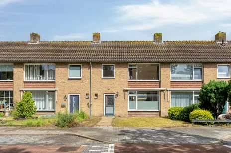Tussenwoning te koop: Pieter Vreedestraat 13, Slotjes-Midden Oosterhout (Nb)