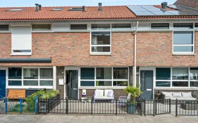 Tussenwoning te koop: Pieter Aertsenhage 8, Hagen Nieuwegein