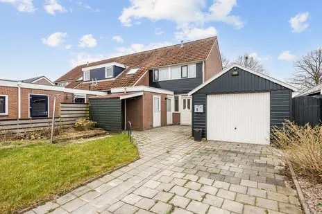 Hoekwoning te koop: Pieter Bieremastraat 8, Usquert Usquert
