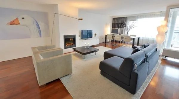 Appartement te huur: Pieter de Hoochstraat 19F, Amsterdam