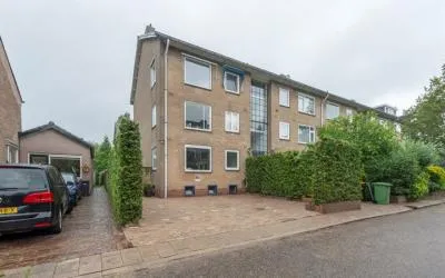 Appartement te koop: Pieter de Hooghlaan 21, Schilderswijk Baarn