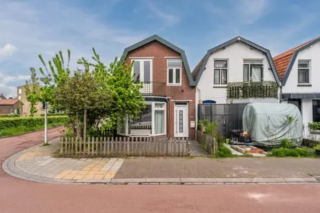 Hoekwoning te koop: Pieter Jelles Troelstralaan 87, Bomenbuurt Oost Zaandam