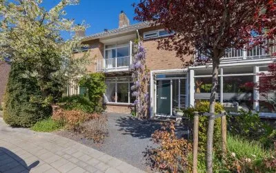 Tussenwoning te koop: Pieter Keijlaan 27, Veen en Duin Bloemendaal