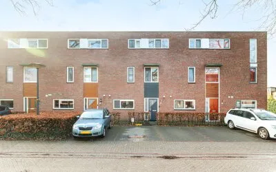 Tussenwoning te koop: Pieter Klaarhamerstraat 46, Op den Haar Deventer