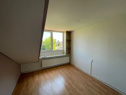 Tussenwoning te huur: Pieter Langendijkstraat 11, Helicon Leeuwarden