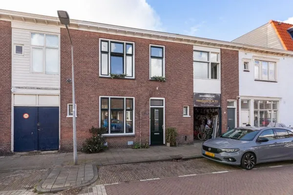 Tussenwoning te koop: Pieter Maritzstraat 9, De Goede Hoop Haarlem