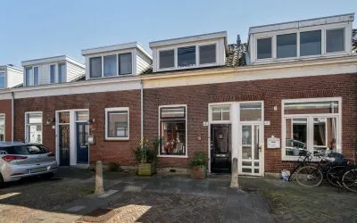 Tussenwoning te koop: Pieter Schimstraat 8, Binnenstad Maassluis