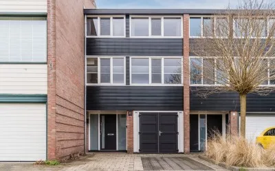 Tussenwoning te koop: Pieter Soutmanlaan 57, Schildersbuurt Noord Heerhugowaard