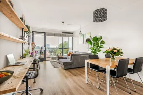 Studio te koop: Pieter van Musschenbroekstraat 201, Natuurkundigenbuurt-oost Haarlem