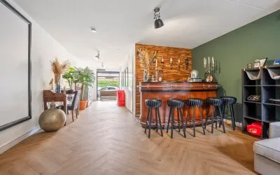 Tussenwoning te koop: Pieter van Musschenbroekstraat 221, Natuurkundigenbuurt-oost Haarlem
