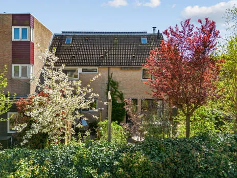 Tussenwoning te koop: Pieter Wariuslaan 112, Midwoud Centrum Midwoud