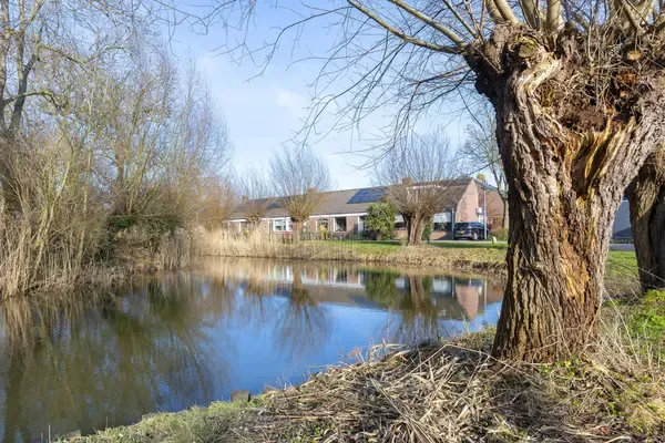 Tussenwoning te koop: Pieter Wariuslaan 68, Midwoud Centrum Midwoud