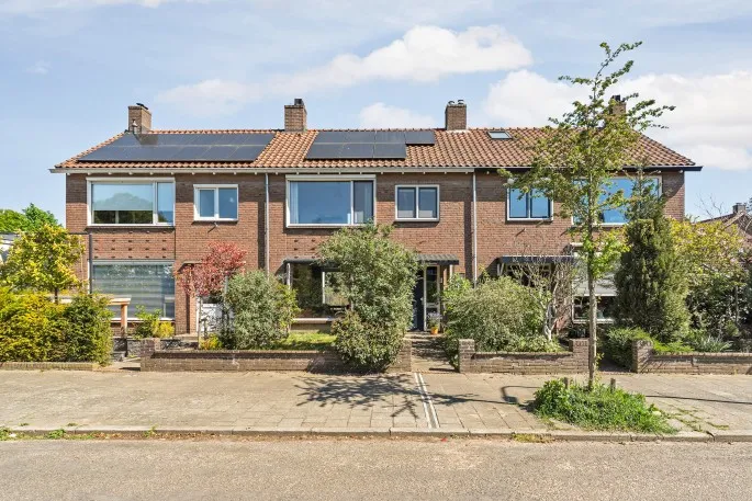 Tussenwoning te koop: Pieter Zeemanstraat 3, Nijmegen