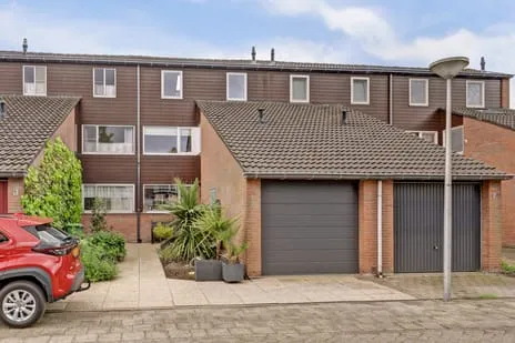 Tussenwoning te koop: Pijlkruid 4, Staatsliedenbuurt/Vijfakkers Moordrecht